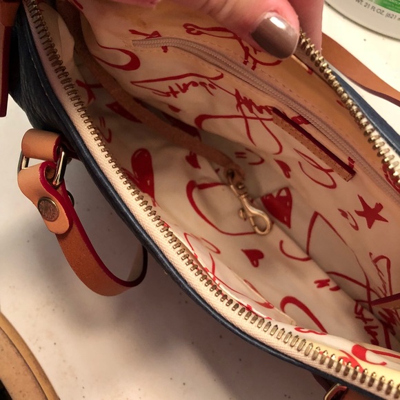 Dooney & Bourke Purse (LIKE NEW) - Picture 6 of 8